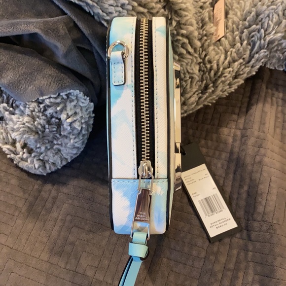 ❌SOLD❌ MARC JACOBS “THE HOT SHOT” BLUE MULTI-COLOR - Picture 9 of 10